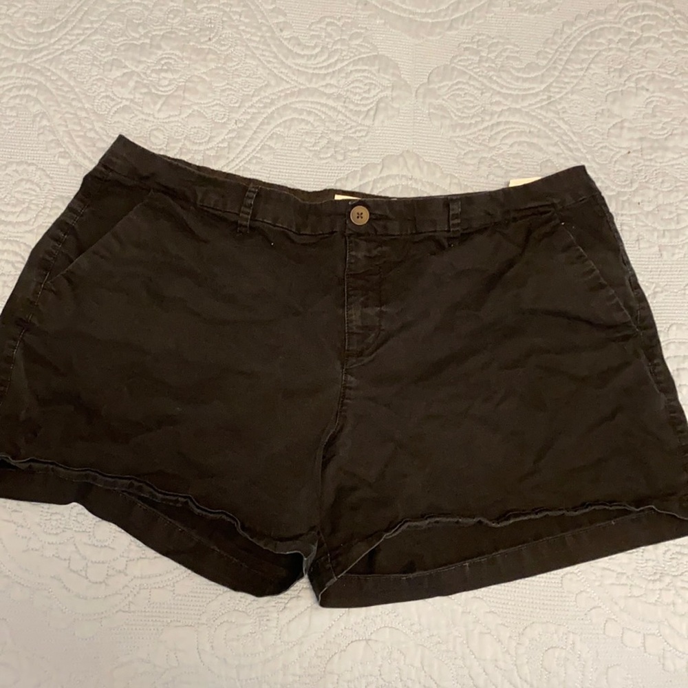 Women’s Old Navy Shorts. Size 16